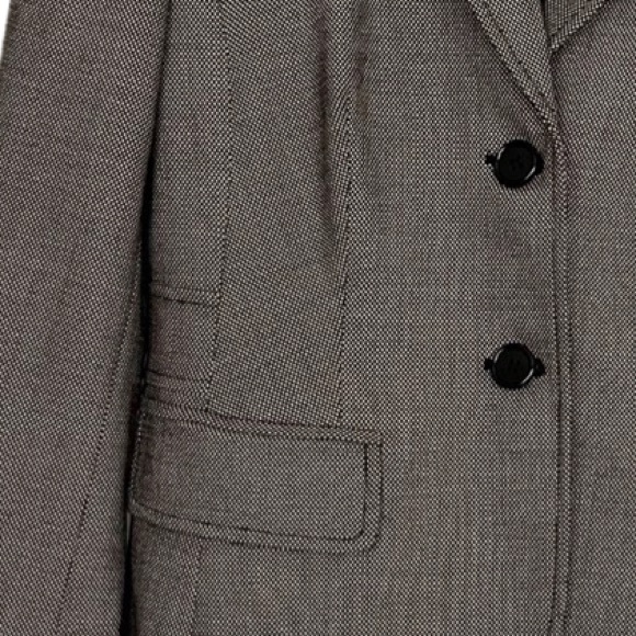 Banana republic wool blend two button blazer - Picture 5 of 8